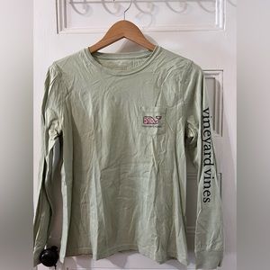 Vineyard vines size Medium floral long sleeve